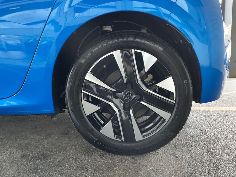 2023 Peugeot 208 100kW E-Style 50kWh 5dr Auto Hatchback Electric Automatic