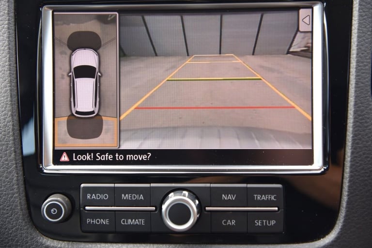 2013 Volkswagen Touareg 3.0h TSI V6 Hybrid SUV 5dr Petrol Hybrid Tiptronic 4WD Euro 5 (s/s) (333 ...