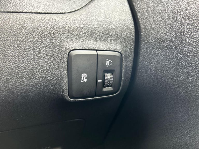 2024 Hyundai i10 1.0 Premium Hatchback 5dr Petrol Auto Euro 6 (s/s) (63 ps) Hatchback PETROL Auto...