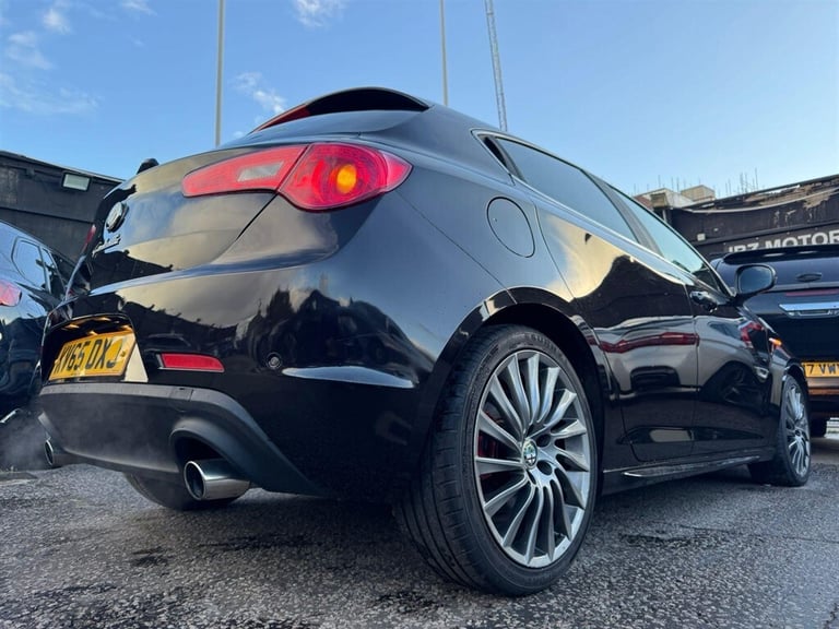 2015 Alfa Romeo Giulietta 1750 TBi Quadrifoglio Verde TCT Euro 6 (s/s) 5dr Hatchback Petrol Autom...