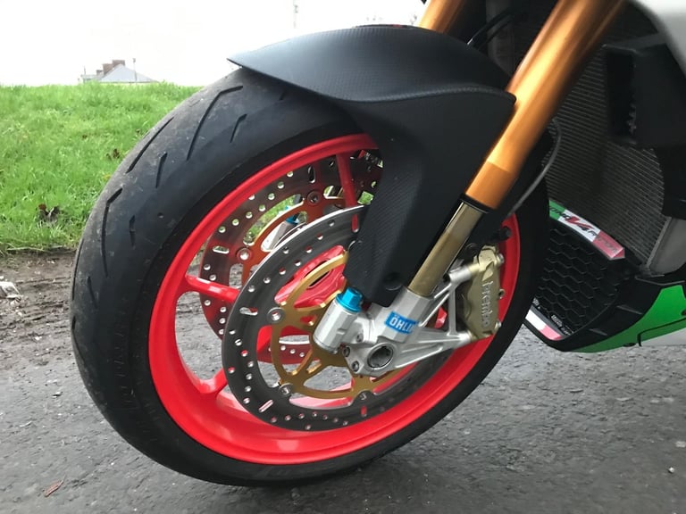 APRILIA TUONO 1100 V4 FACTORY, 2016(16), 3 OWNERS, IMMACULATE CONDITION, £6795