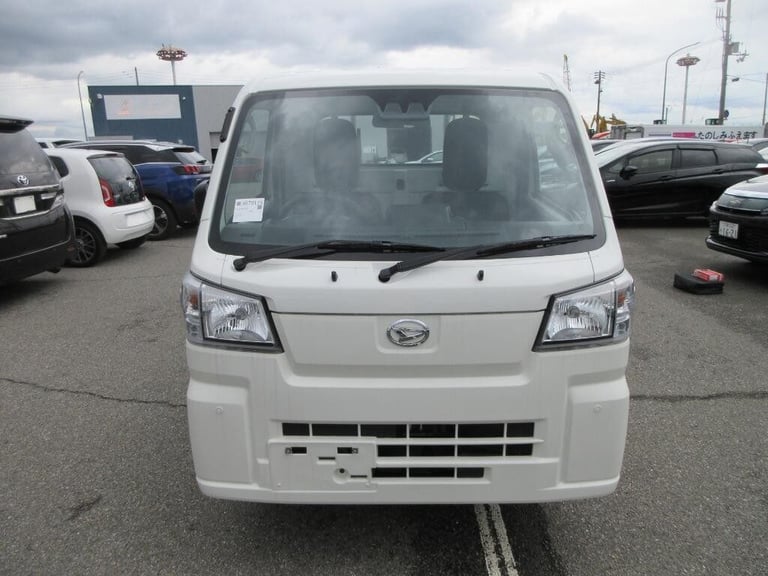 2024 Daihatsu Hijet 4WD MANUAL 660cc KEI MINI TRUCK DELIVERY MILEAGE Truck Petrol Manual