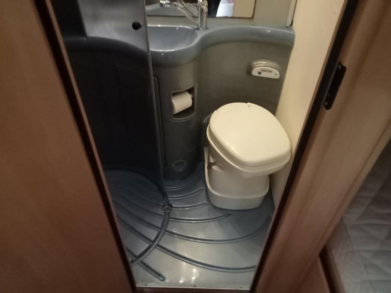 EUROMOBIL 6/7 BERTH 08 PLATE 