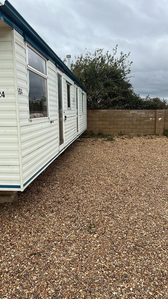 Static caravan 3 bedroom for rent