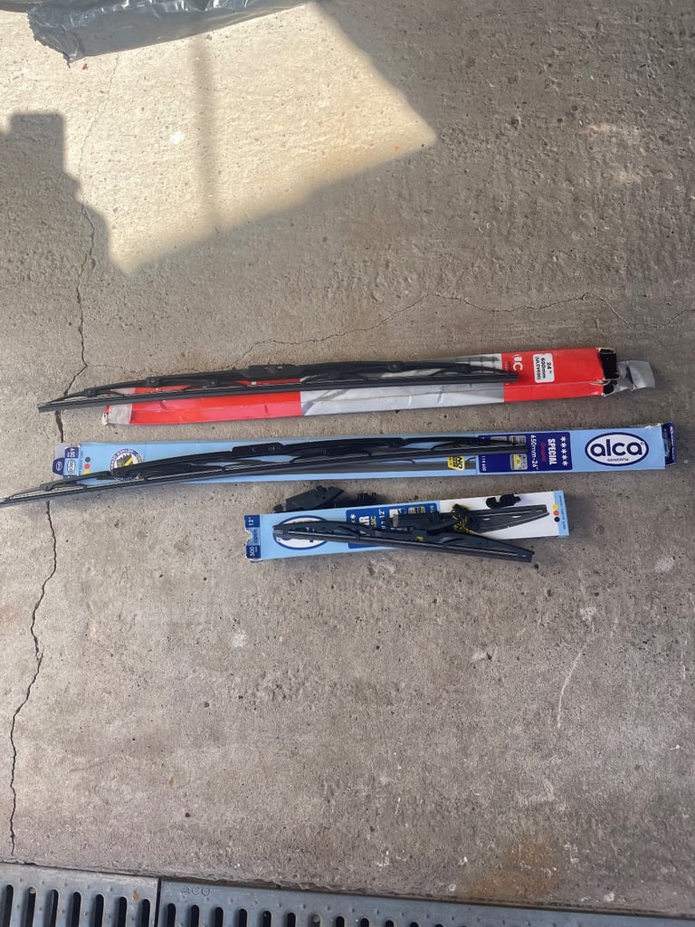 image for Nissan note spares