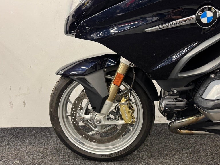 BMW R1200RT LE ** 12 MONTH MOT - PANNIERS - HEATED SEAT ** 