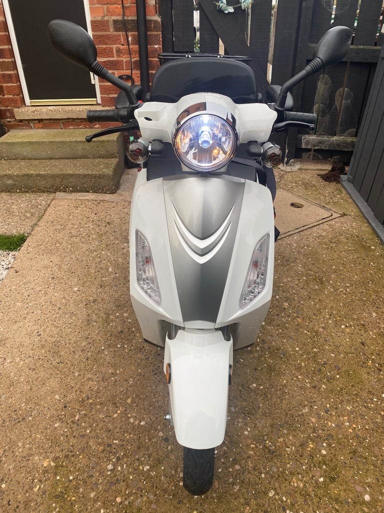 image for Greenpower ZT500 mobility scooter. Delivery available.