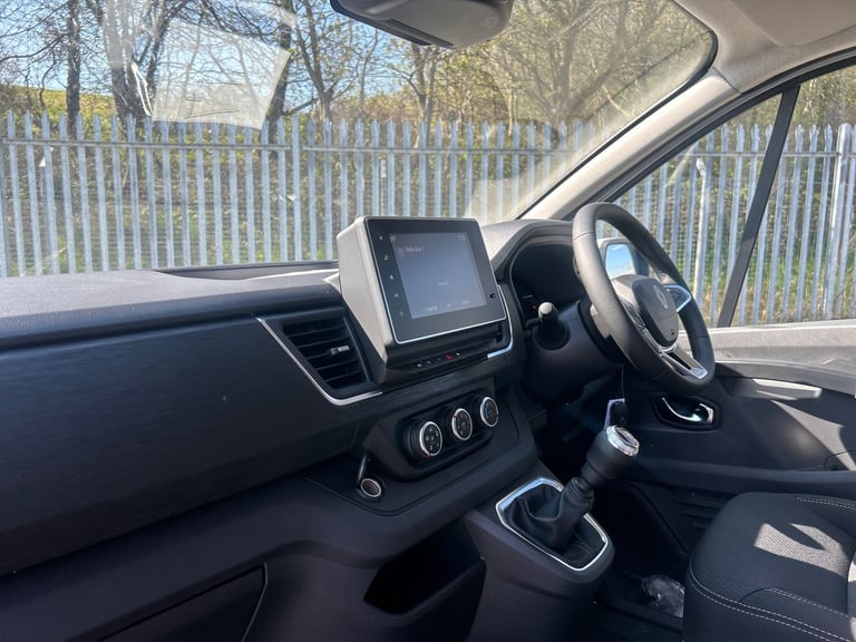 Renault Trafic Panel Van 2.0 Dci Blue 30 Extra Panel Van 5dr Diesel Manual Swb