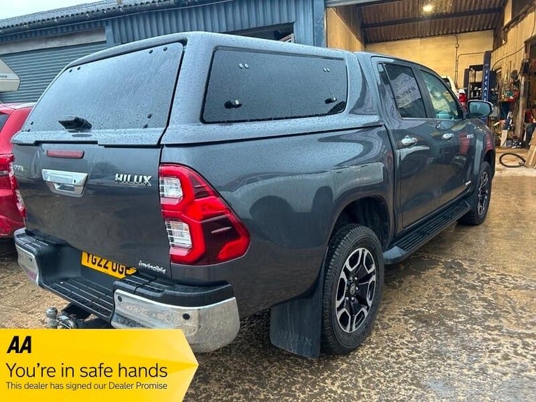 2022 Toyota Hilux Invincible D/Cab Pick Up 2.4 D-4D PICK UP DIESEL Manual