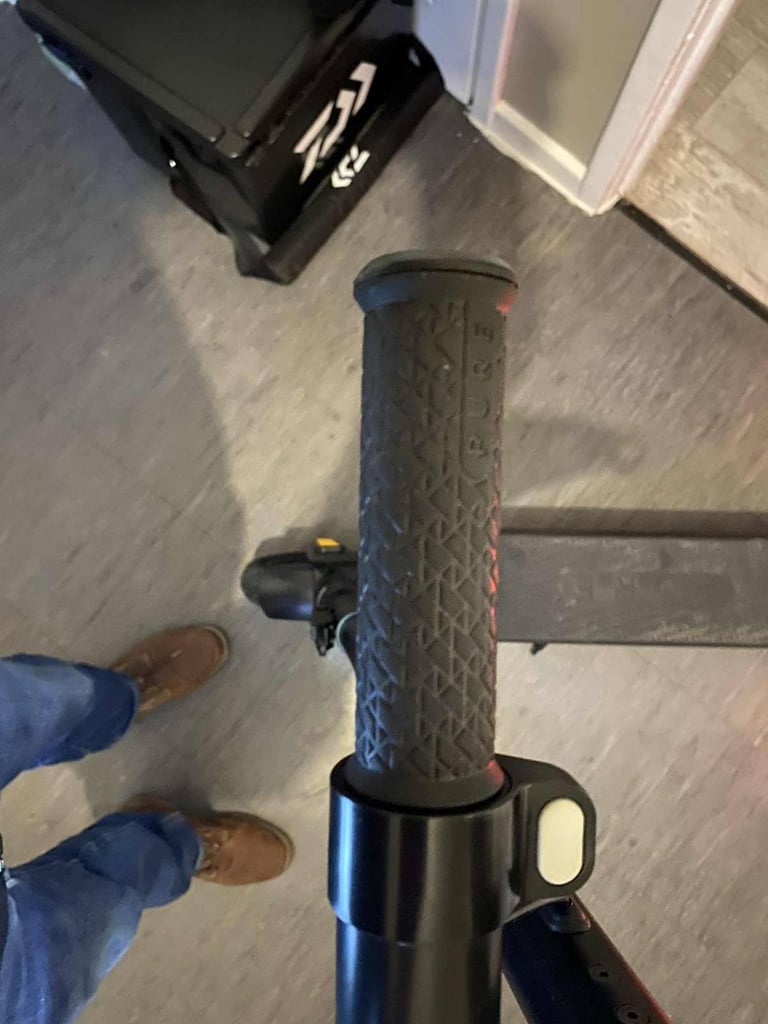 AIR 5 PRO SCOOTER