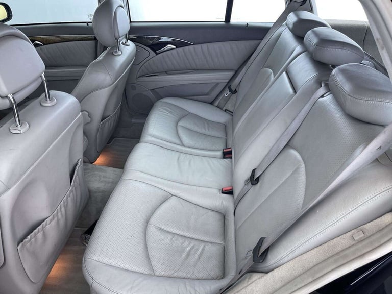 2004 Mercedes-Benz E Class 3.2 E320 CDI Avantgarde Estate 5dr Diesel Automatic (194 g/km, 204 bhp...