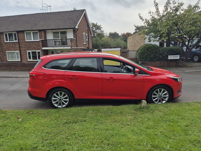 Ford, FOCUS, TITANIUM, Estate, 2015, Manual, 999 (cc), 5 doors, full service history