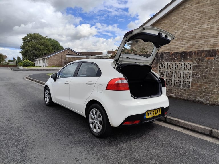 12 KIA RIO 1 AIR 1.25 1 OWNER 10 MOT 90K 5 DOOR HATCHBACK CAZ ULEZ £35 CHEAP TAX