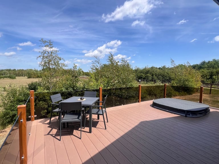Pre-Owned Lodge for Sale – Hot Tub, Decking & More – Bredon View, Worcestershire WR10 3DY
