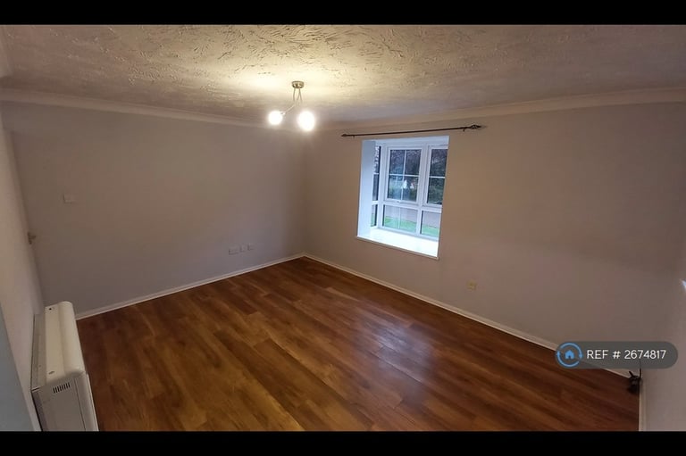 1 bedroom flat in Albany Walk, Peterborough, PE2 (1 bed) (#2674817)