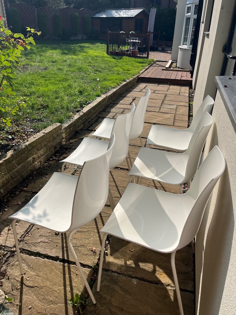 6x Italian Indoor/Outdoor Chairs