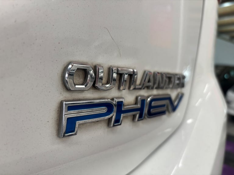 2016 Mitsubishi Outlander 2.0h 12kWh GX4h SUV 5dr Petrol Plug-in Hybrid CVT 4WD