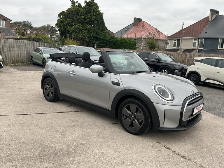 2023 MINI Convertible 1.5 Cooper Classic Convertible 2dr Petrol Steptronic Euro 6 (s/s) (136 ps) ...