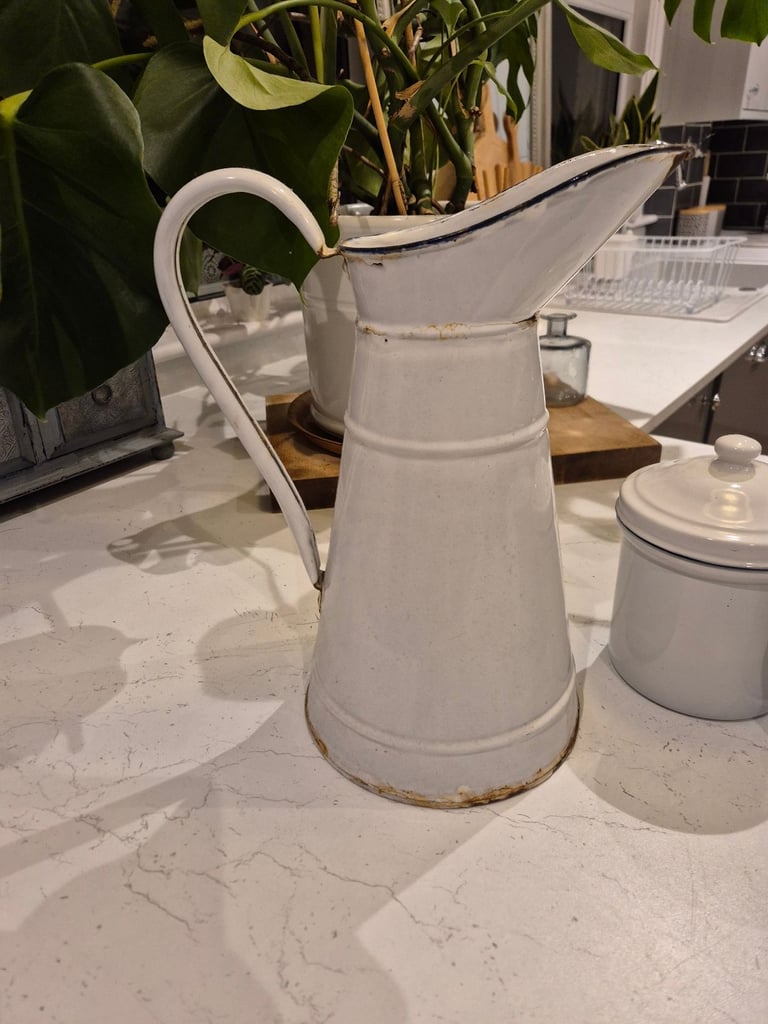 Vintage enamel jug and 2 enamel pots