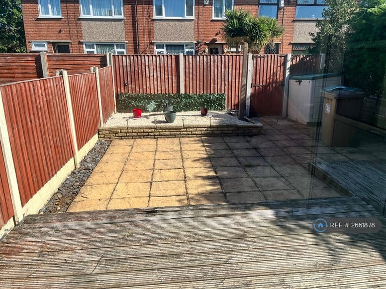 1 bedroom in Fearnley Way, Newton-Le-Willows, WA12 (#2661878)
