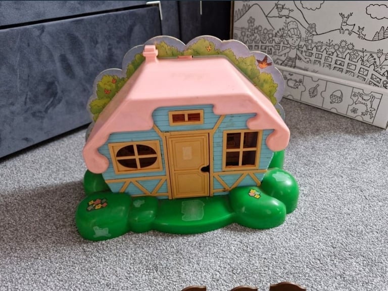 image for Sylvanian family, forest family, Baerenwald family house
