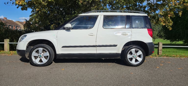 SKODA YETI 1.6 TDI, 1 OWNER