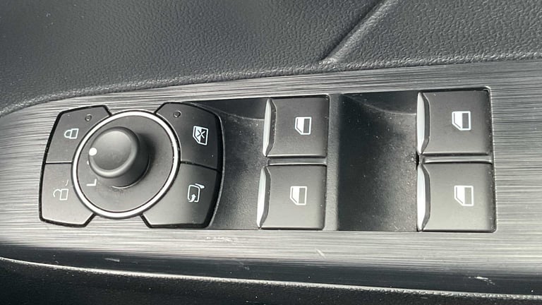 2023 Ford Kuga 2.5 PHEV ST-Line X 5dr CVT SUV Plug-In Hy Automatic