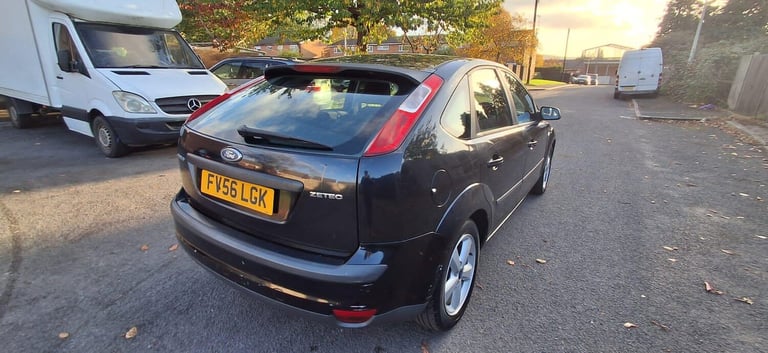 2006 Ford Focus 1.6 Zetec 5dr [Climate Pack] HATCHBACK PETROL Manual