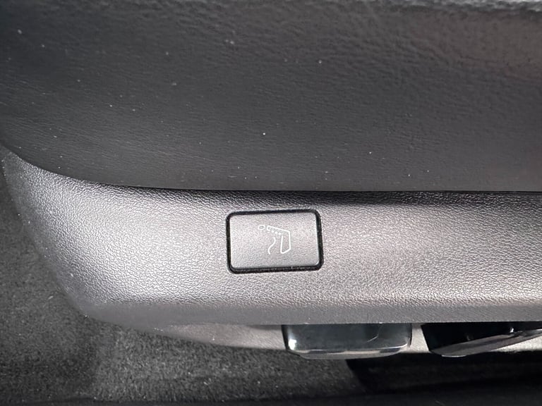 2022 Nissan Qashqai 1.3 DiG-T MH 158 Tekna+ 5dr Xtronic HATCHBACK Petrol Automatic