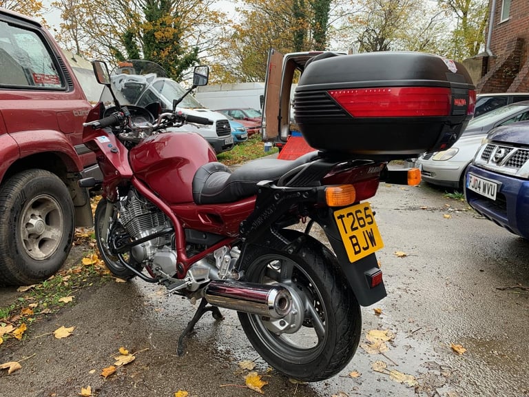 1999 Yamaha XJ900S DIVERSION SHAFT' WITH FULL GIVI LUGGAGE (CLASSIC MOTORCYCLE)
