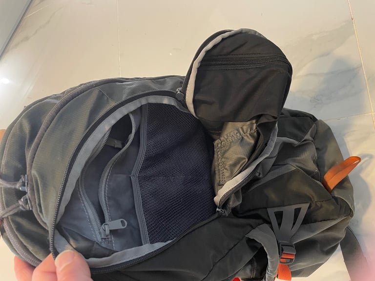Camelbak walking bag £25 ono