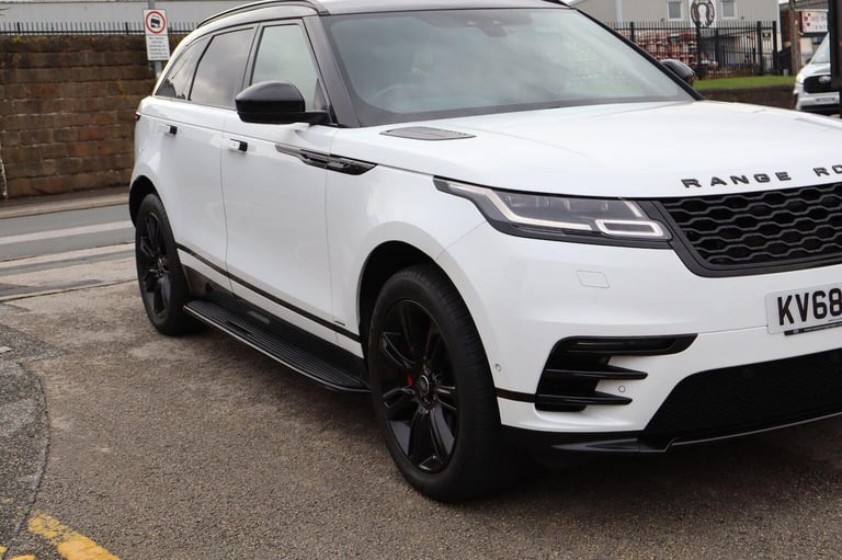 LAND ROVER RANGE ROVER VELAR 2.0 D240 R-Dynamic SE Auto 4WD Euro 6 (s/s) 5dr