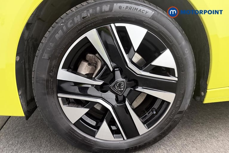 2024 Peugeot 208 1.2 PureTech 100 Allure 5dr Hatchback Petrol Manual