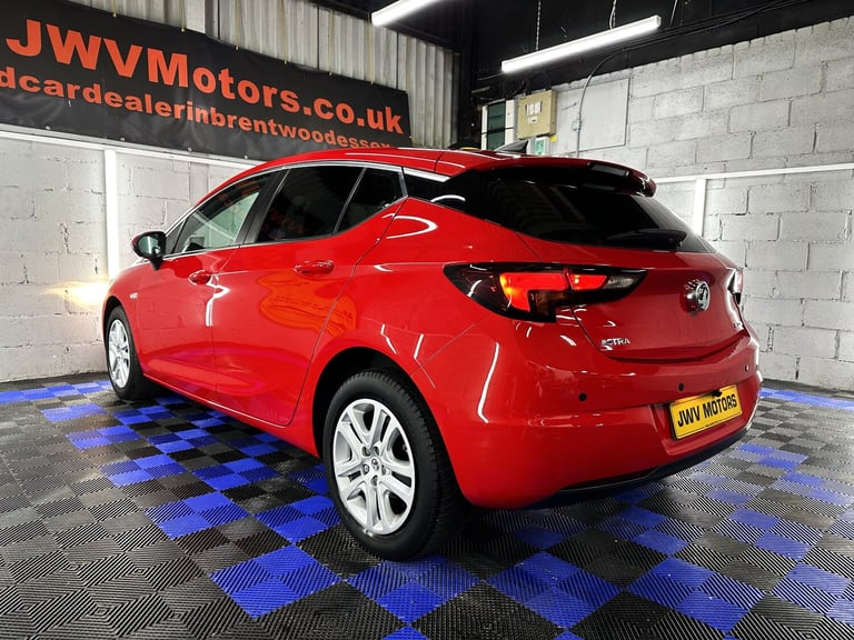 2016 Vauxhall Astra 1.0i Turbo ecoFLEX Tech Line Hatchback 5dr Petrol Manual