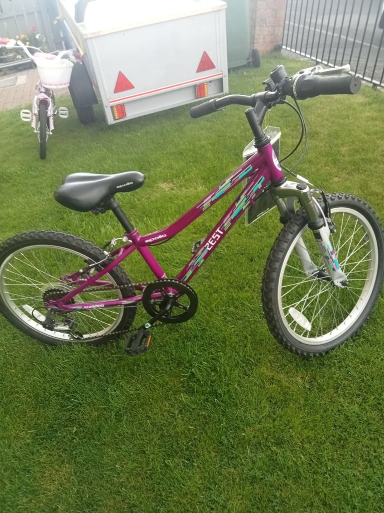 Childs Apollo bicycle from Halfords 