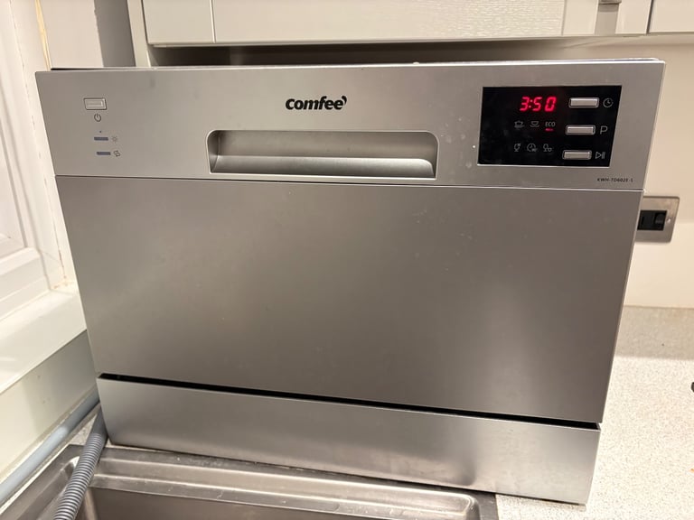 image for Compact Comfee Countertop Dishwasher – Excellent Condition