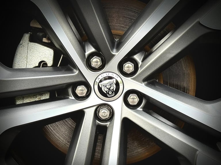 2023 Jaguar F-Pace 2.0 D200 R-Dynamic HSE Black 5dr Auto AWD ESTATE DIESEL Automatic