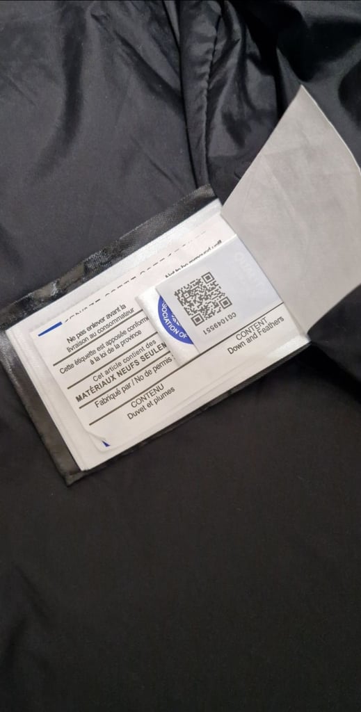 Canada Goose Wyndham Black badge 