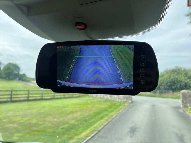 VOLKSWAGEN CRAFTER CR35 2.0 TDI 140PS FWD STARTLINE BOX VAN 21 REG 49,000 MILES