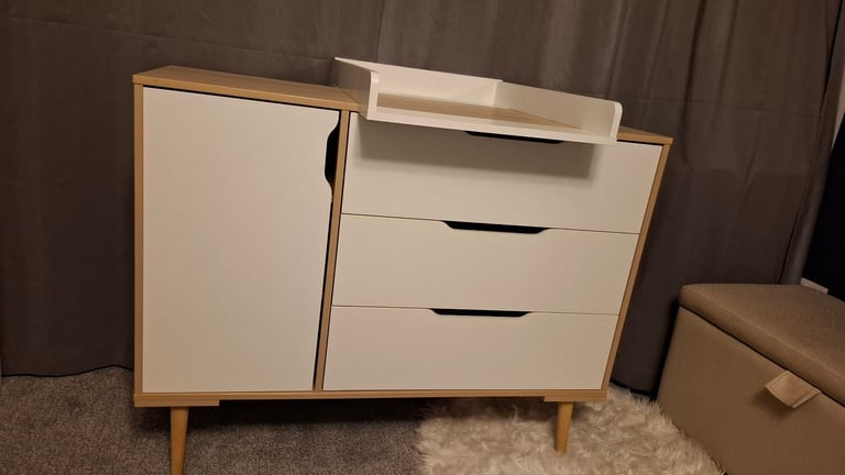 image for SOFIE Scandinavian Style Changing Unit with Drawers and Shelves – £95 (Excellent Condition)