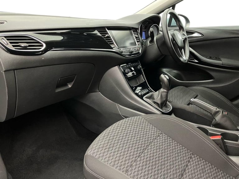2019 Vauxhall Astra 1.6 CDTi 16V 136 SRi Nav 5dr Hatchback Manual