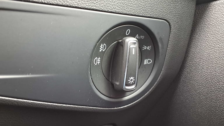 2020 Volkswagen Tiguan 2.0 TDi 150 R-Line Tech 5dr DSG Estate Diesel Automatic