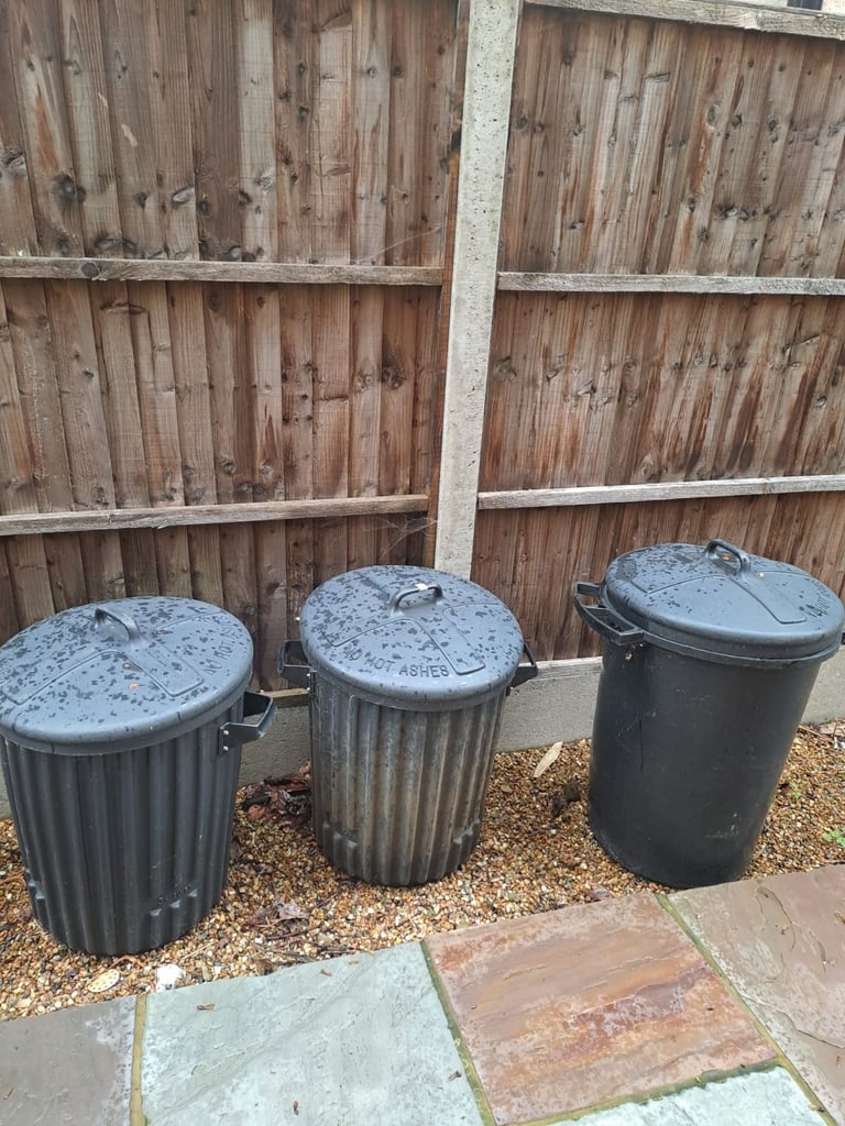 image for 3 black bins