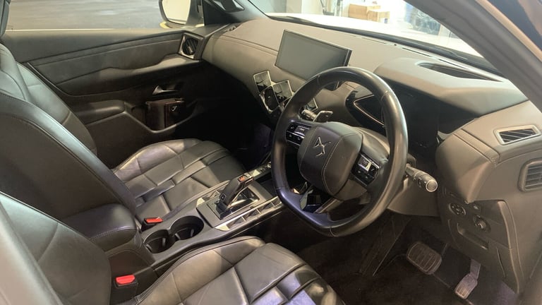 2019 DS Automobiles DS 3 Crossback 1.2 PureTech Ultra Prestige Crossback 5dr Petrol EAT8 Euro 6 (...