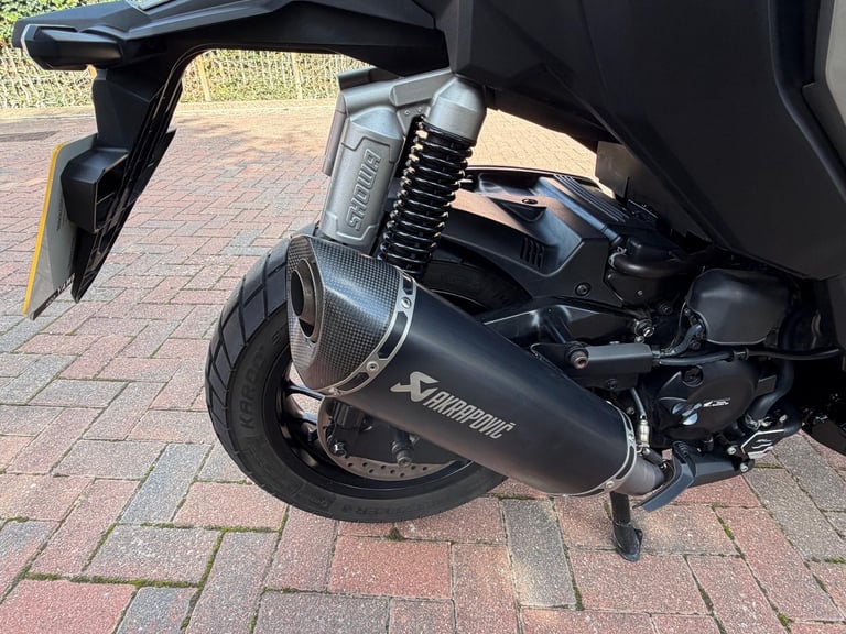 Honda, ADV 350