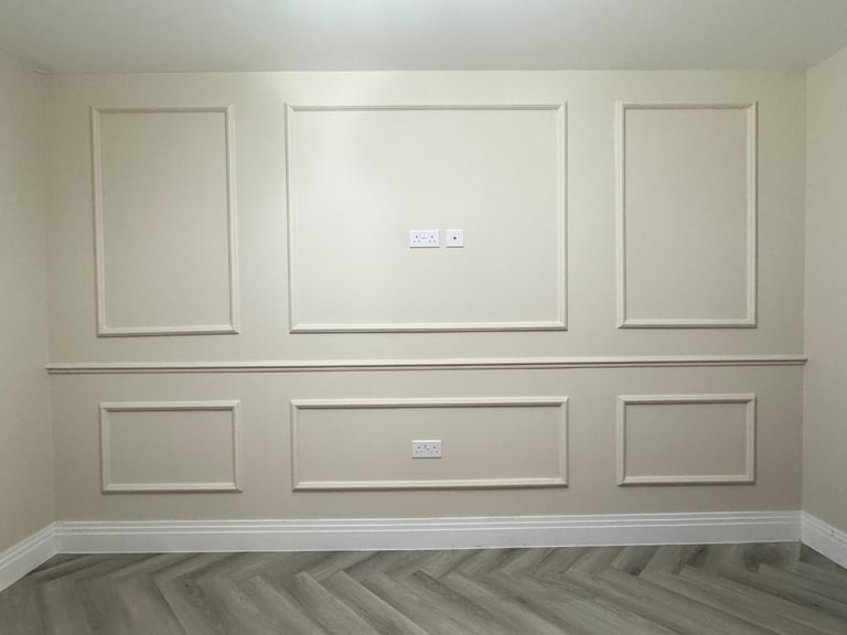 Laminate Herringbone Vinyl LVT Flooring Furniture Assembly Paint Wallpaper Wall Panelling 