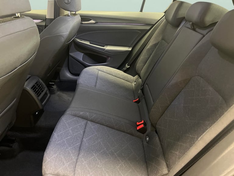 2023 Volkswagen Golf 1.5 eTSI MHEV Life Hatchback 5dr Petrol Hybrid DSG Euro 6 (s/s) (150 ps) -  ...