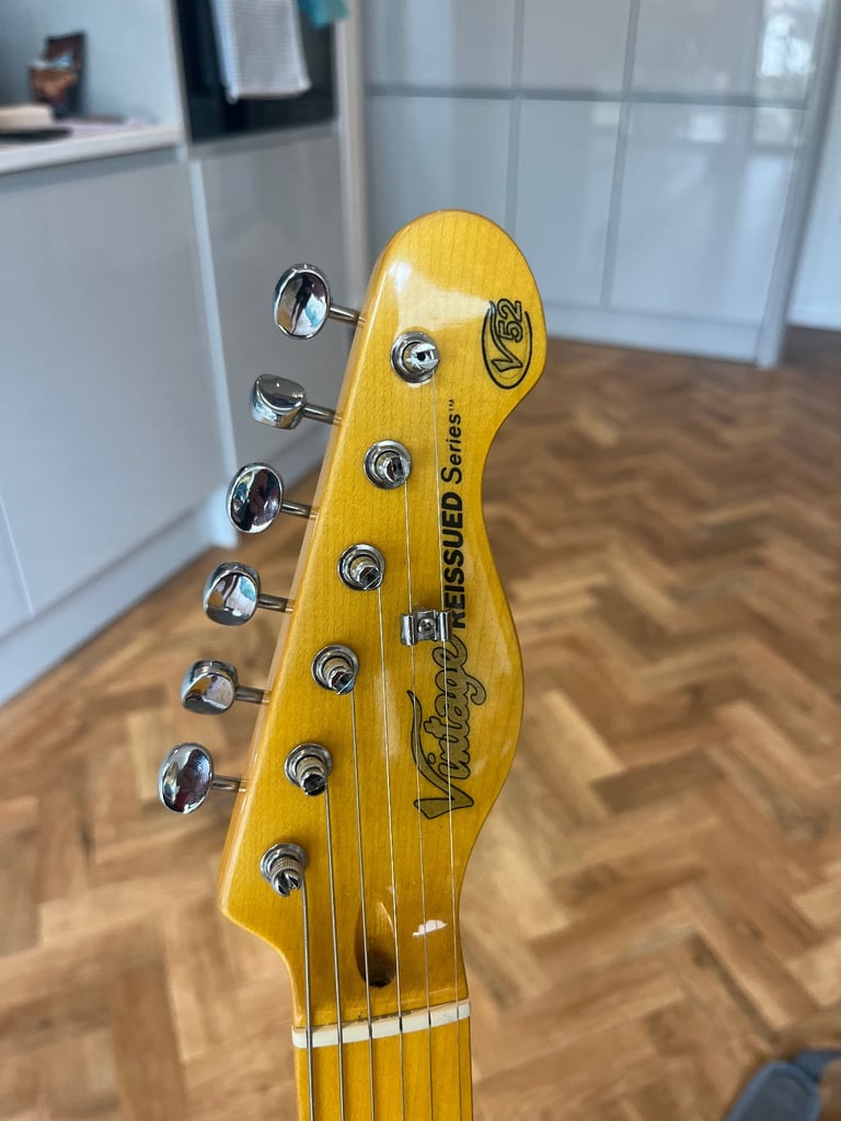 Vintage V52 Telecaster & Marshall amp