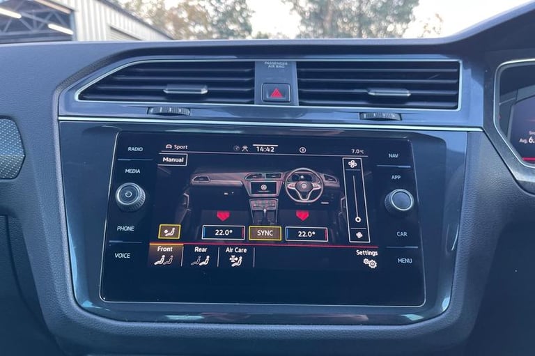 2022 Volkswagen Tiguan 2.0 TDI R-Line 5dr DSG ESTATE DIESEL Semi Automatic