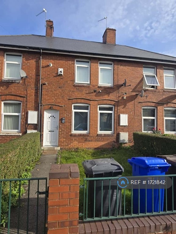 3 bedroom house in Primrose Avenue, Sheffield, S5 (3 bed) (#1721842)